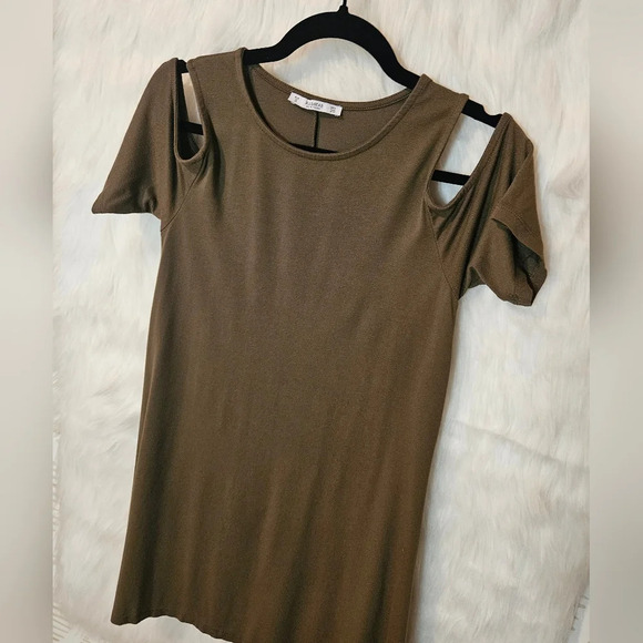 Pull&Bear Cutout Shoulder Mini Dress - Picture 2 of 5